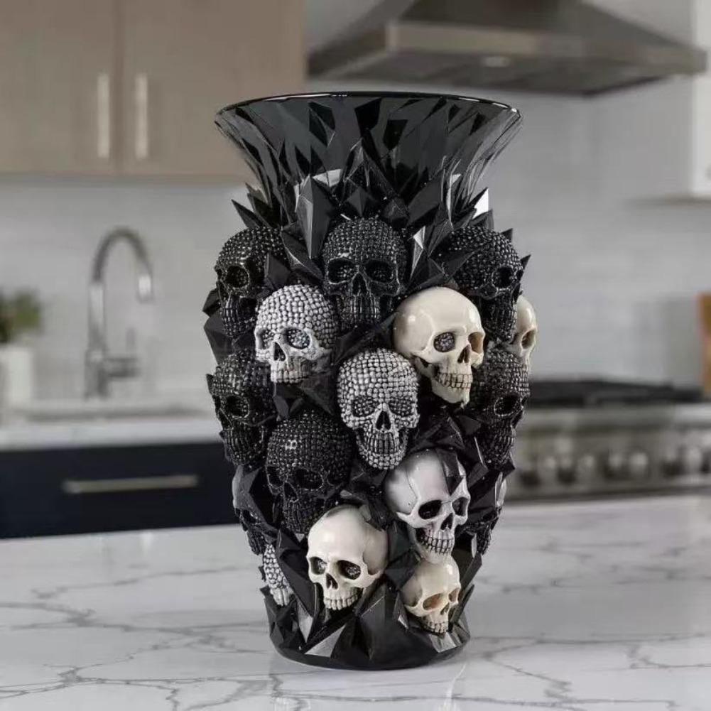 Gothic Skull Resin Vase Black  - Florist Supply Vases 评论和价格
